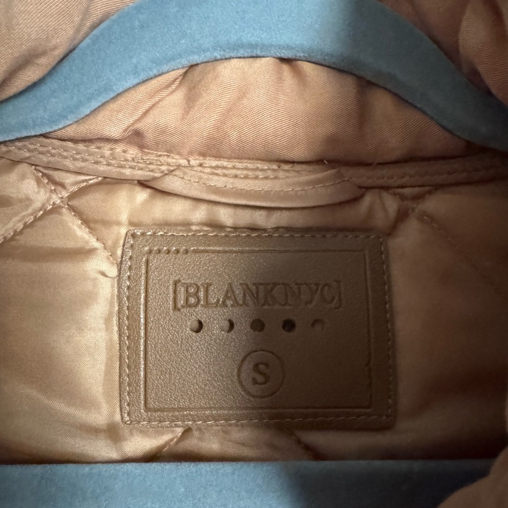Blank NYC Tan Camel Cropped Quilted Jacket - Picture 4 of 6